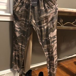 Stories Cameo pants/joggers